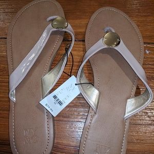 NY&C sandals
